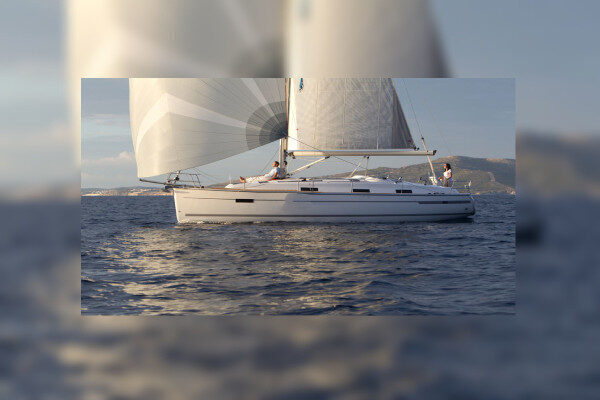 Daily charter on Bavaria vessel with Skipper Mallorca-Spain