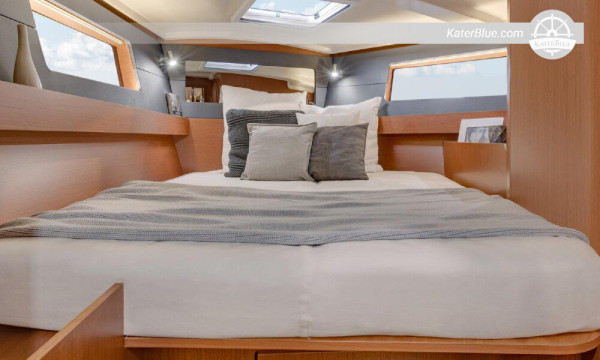 Enjoyable weekly charter in Palma de Mallorca, Spain