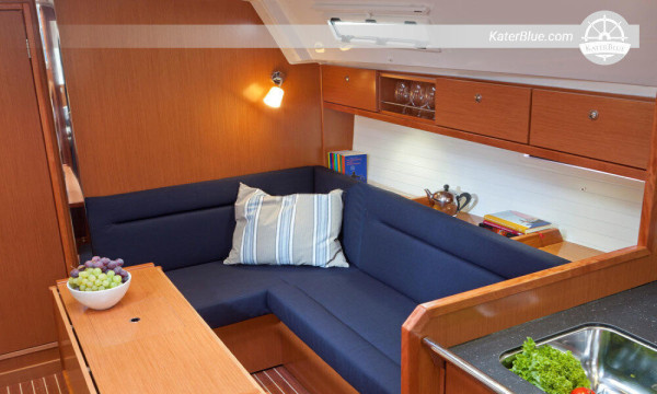 Daily charter on Bavaria vessel with Skipper Mallorca-Spain