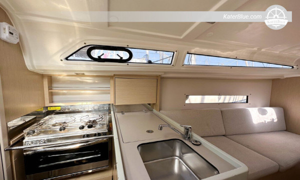 Weekly Bareboat Charter along the Eastern coast in Palma de Mallorca, Spain
