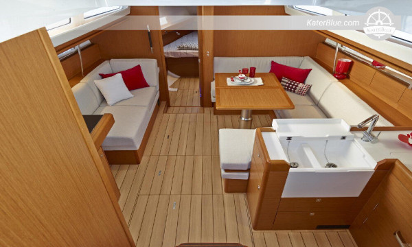 Sunset charter on Jeanneau vessel with Skipper Mallorca-Spain