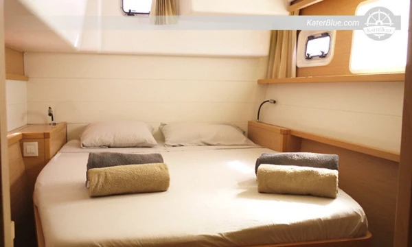 Lagoon 450 catamarano noleggio settimanale Ibiza-Spagna