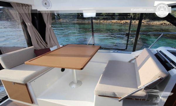 Charter privato di 10 ore Havar e Isola Paklinski Trogir, Croazia