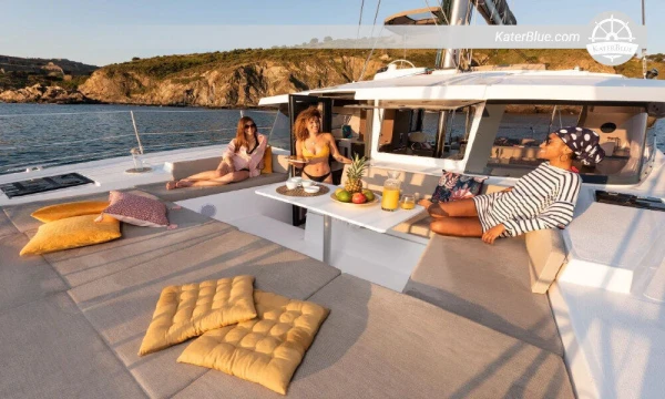 Catamarano di lusso Bali noleggio settimanale Ibiza-Spagna