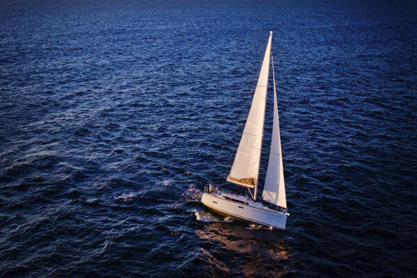 Weekly Jeanneau yacht charter Athens-Greece