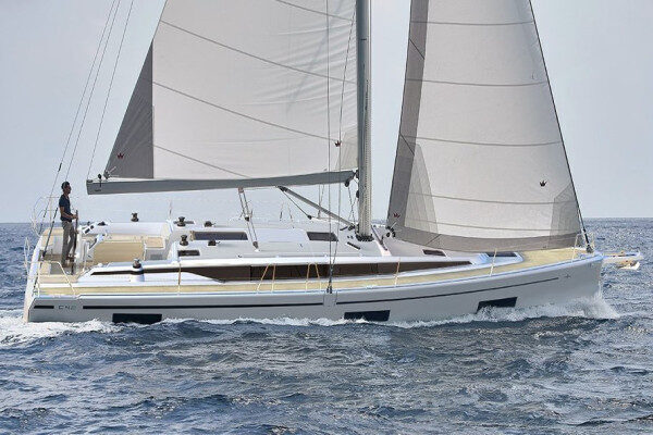Bavaria weekly charter Mykonos-Greece