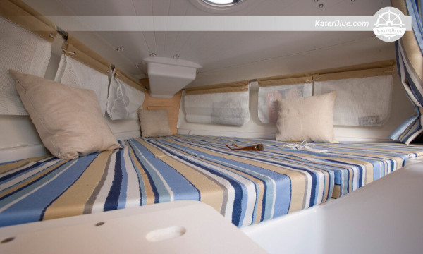 Beneteau yacht weekly charters Marseilles-France