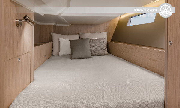 Beneteau yacht di giorno in affitto con skipper Marbella-Spagna