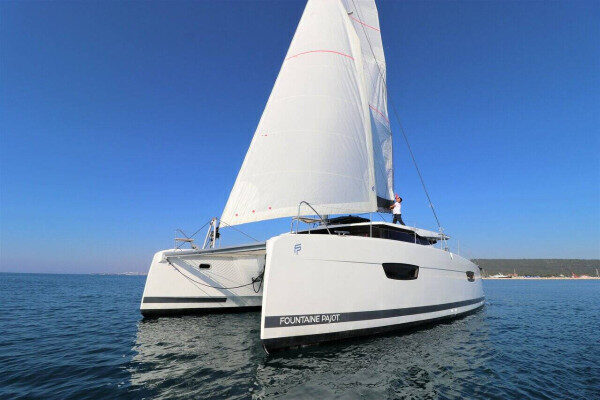 Catamaran weekly charter Hvar-Croatia