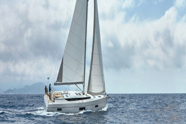 Weekly charter Bavaria vessel Hvar-Croatia