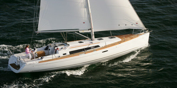 Daiily Sailboat Charters to Gramvousa in Chania, Greece 