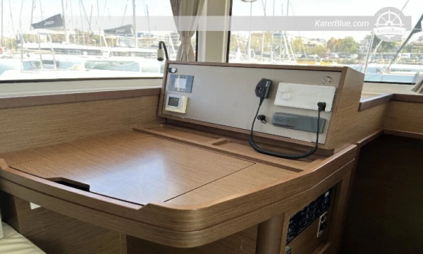 Escapada al Egeo: Odisea de un día en yate en Lavrio, Grecia