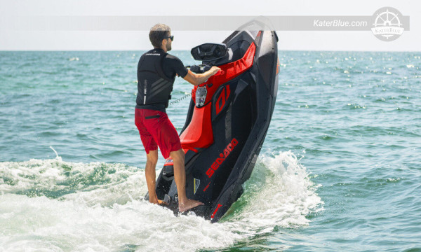 Denní zážitek z jízdy na vodním skútru Sea Doo v Olbii v Itálii