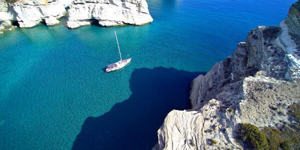 Spedizione in barca a vela costiera Milos, Grecia