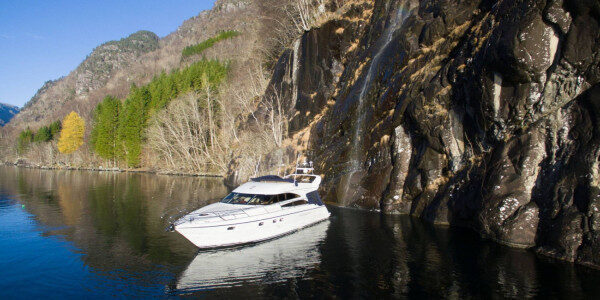 Natursköna Hardangerfjorden Privat charter Rosendal, Norge