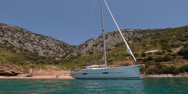 Scoprire le isole Ionie con un charter con skipper Corfù, Grecia