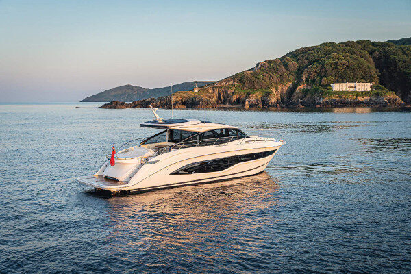 Seafaring skippered charter Lazareta-Greece