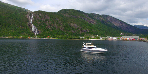 Hardanger Fjord Charter Serenity Delights Fyksesund, Norge