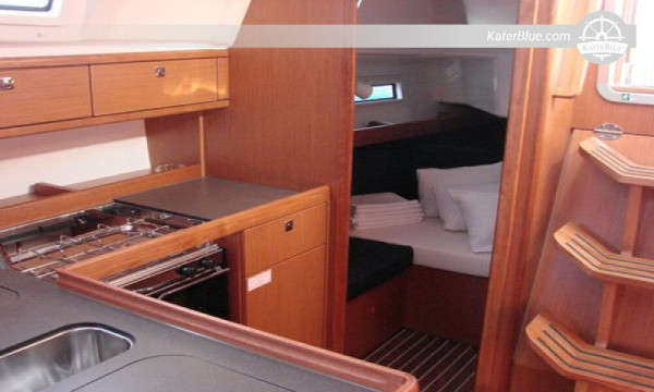 Settimanale in barca a vela Bavaria yacht escape Brac-Croazia