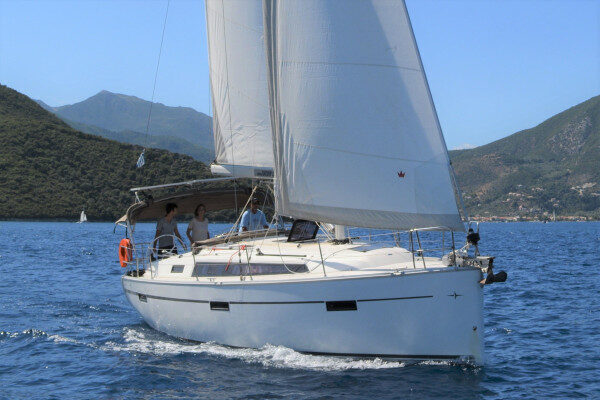 Avventura settimanale in barca a vela in Baviera Hvar-Croazia