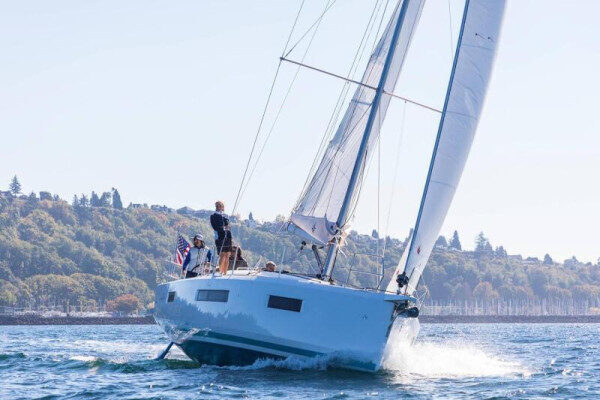 Sun Odyssey yacht con skipper per un giorno di noleggio Chania-Grecia