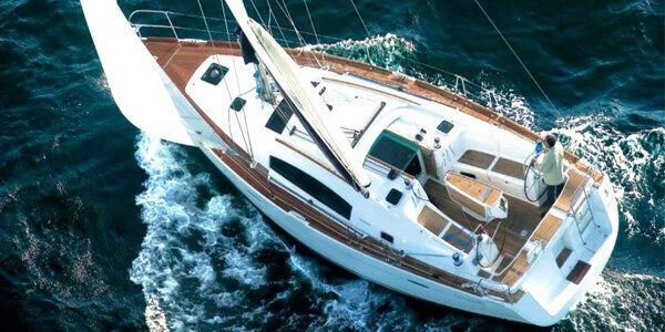 Ugentlig bareboatcharter på Skopelos-øen, Volos, Grækenland
