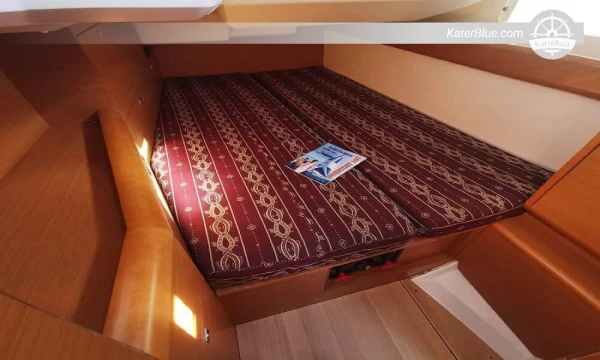 استئجار قارب بدون طاقم في الجزر اليونانية - بوروس، اليونان