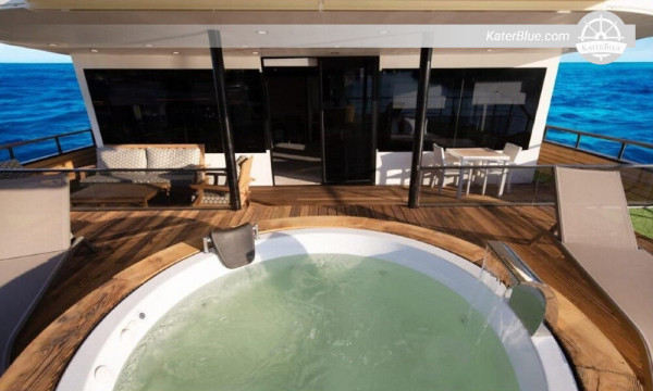 Noleggio settimanale di yacht a motore ultralusso a Bodrum, Turchia