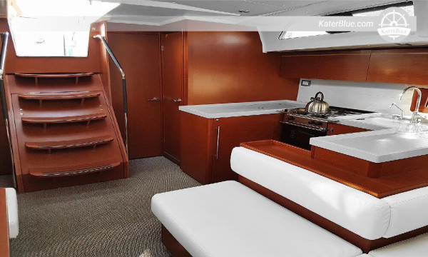 Nave a vela disponibile per charter settimanali Hydra-Grecia