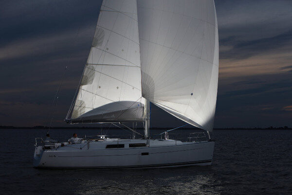 Imbarcazione Hanse offerta settimana charter senza equipaggio Egina-Grecia