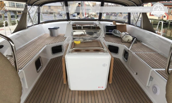 Weekly yacht charter paradise Chatham Bay-St Vinvent