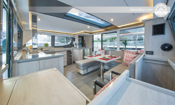 Luxury vessel weekly charters Tobago Cays Grenada