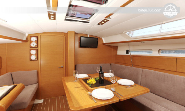 Magnificent Weekly Skippered Charter Arbatax Portisco, Italy