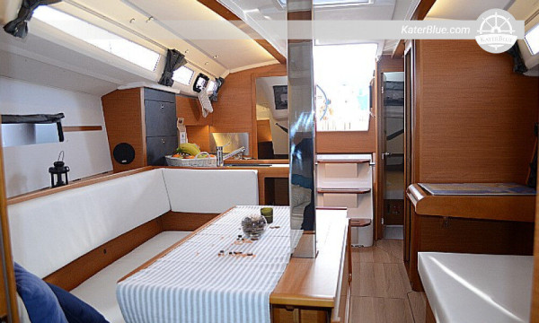 Weekly Charter Arcipelago de La Maddalena Portisco Italy