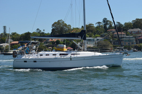Hunter vessel weekly charters Basin Australia