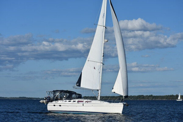 Explore Weekly Bareboat Charters Lion Island Australia
