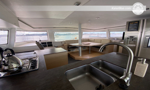 Skippered overnight charters offer Auckland New Zealand