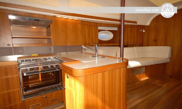 Weekend Charter Columbretes Islands Valencia, Spain