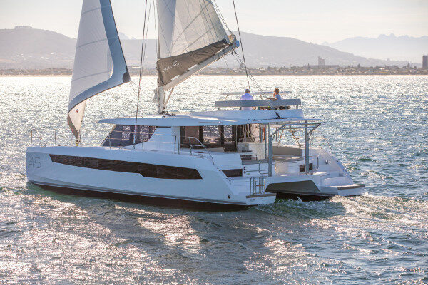 Catamaran offer skippered charters Hook Island Australia