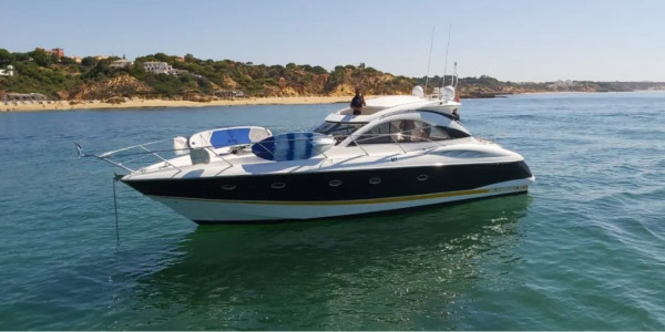 Manjakan Pagi Kemewahan Skippered Charter Quarteira, Portugal