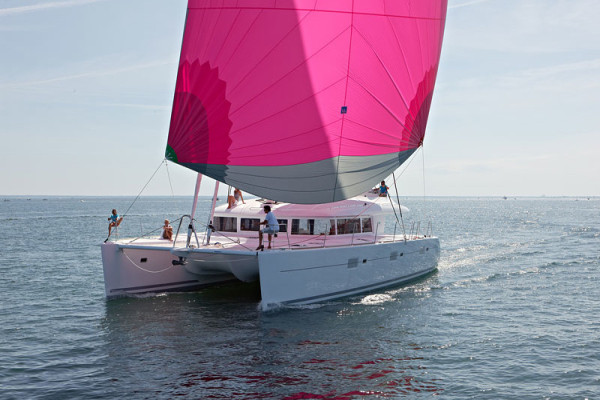 Lagoon vessel skippered charters Santos Brazil