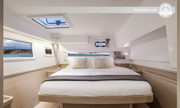 Katamaran dagcharter erbjuder Gozo Malta
