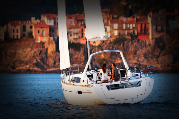 Luxury monohull skippered charter Broken Bay Australia