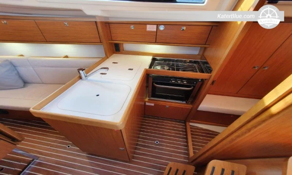 Sailing yacht day charters Pittwater Australia