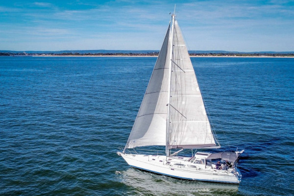 Sailing yacht skippered charter Cronulla Beach Australia