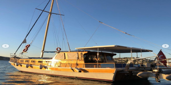 Day Charter Discover Hidden Coves Yalikavak, Turkey