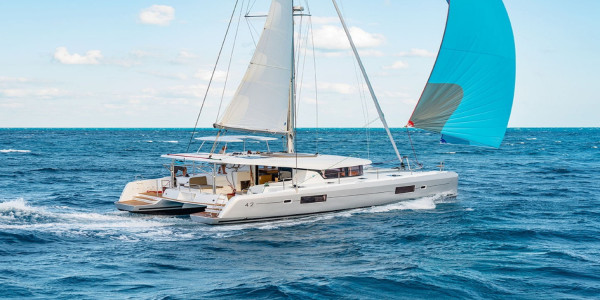 Kalamos Weekly Catamaran Charter Lefkas, Grækenland