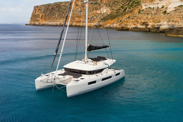 Lagoon catamaran half day charter offer El-Medano Mexico