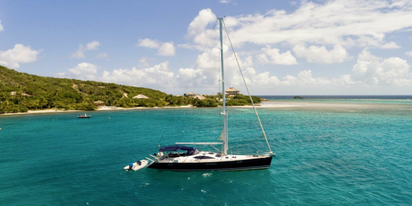 Discover South Molle Island Day Charter Queensland, Australia
