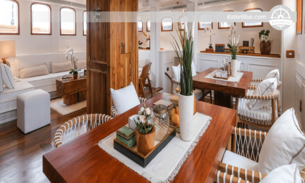 Luxury gulet overnight charters Bali Indonesia